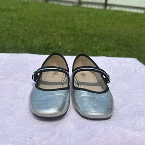 Zara Girl’s Sliver and Black Dress Shoes